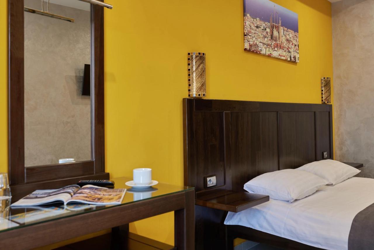 Gaudi Stylish Hotel 敖德萨 外观 照片