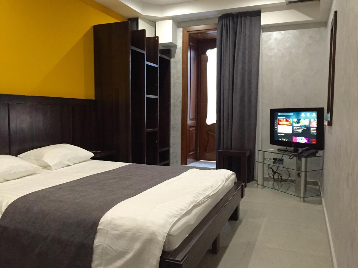 Gaudi Stylish Hotel 敖德萨 外观 照片